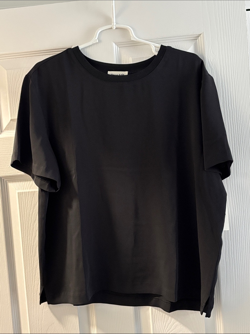 Women’s black satin feel Crew Neck Shirt